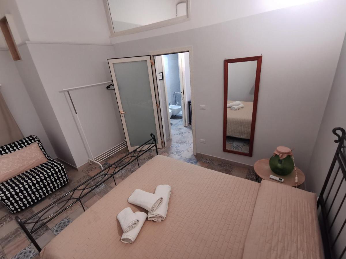 Whiteflower Apartments Bari Exterior foto
