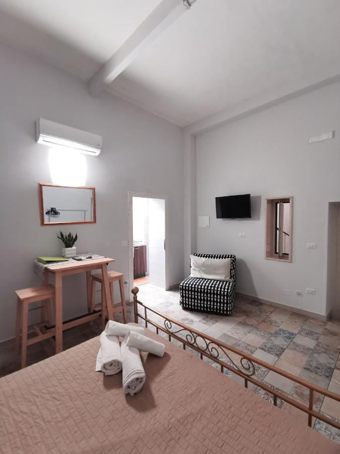 Whiteflower Apartments Bari Exterior foto